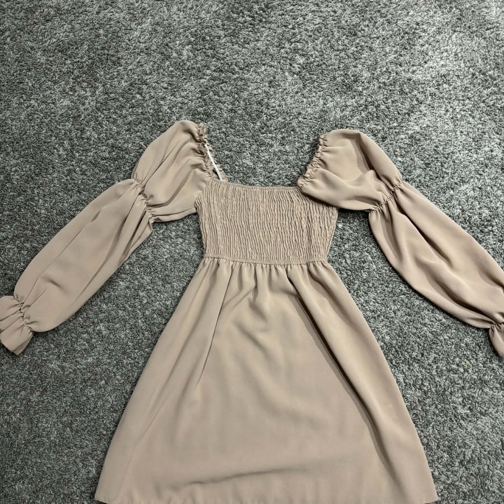 Elegant Puff Sleeve Dress in Tan